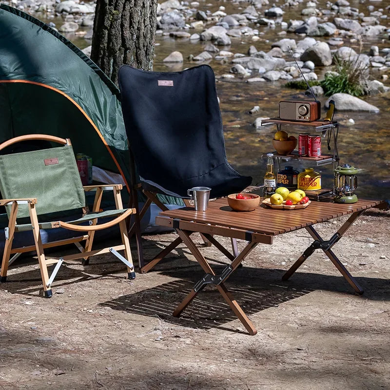 Roll up camping table
